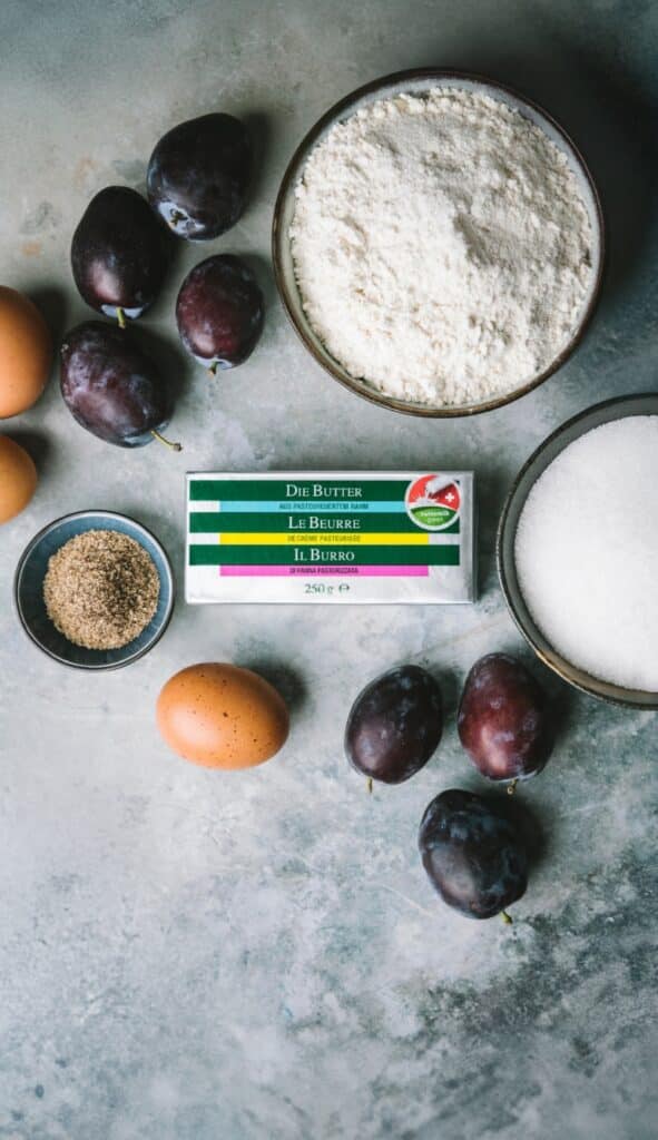 DIE BUTTER Zwetschgenkuchen backen